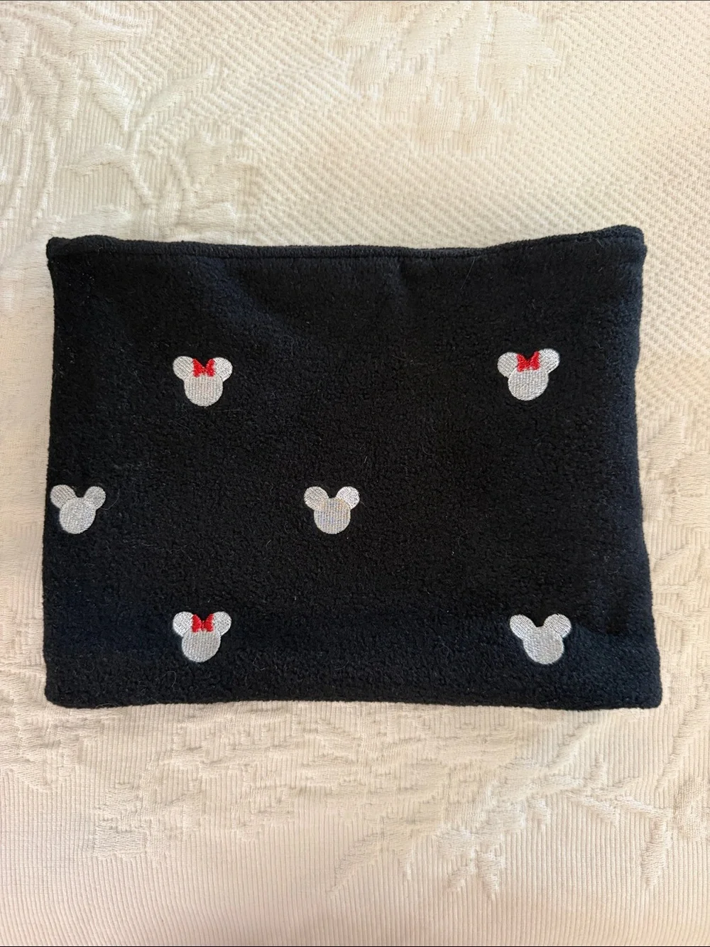 Disney x GAP Mickey & Minnie Mouse Black Fleece Neck Warmer
